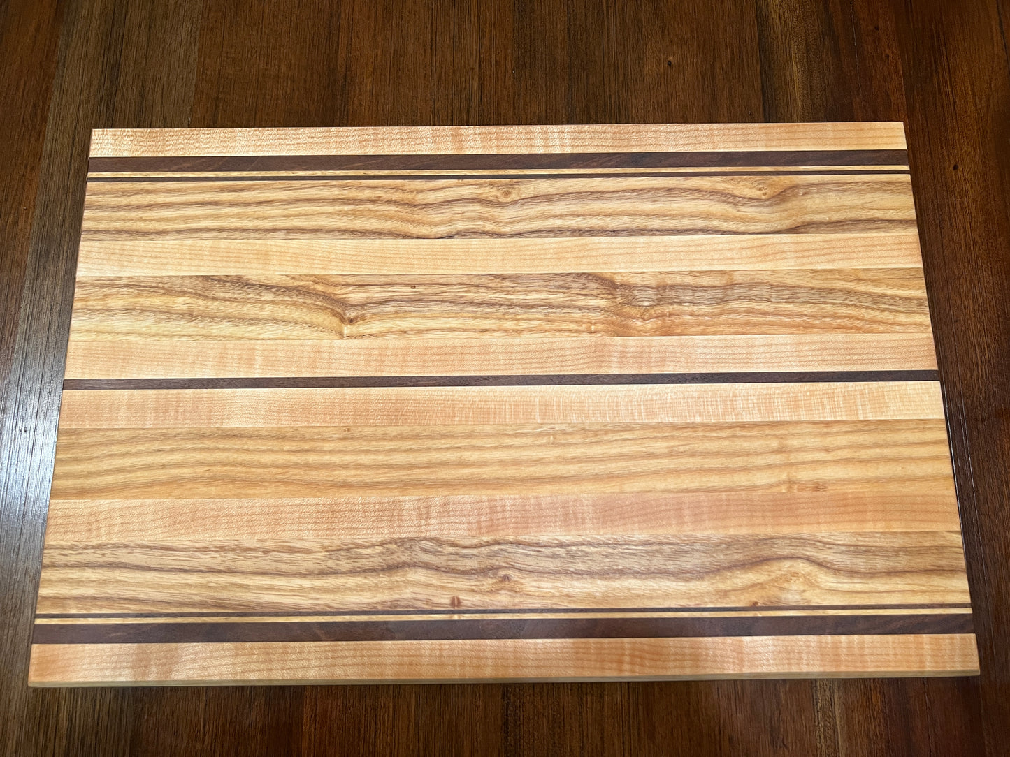 Edge Grain Cutting Board - Daybreak