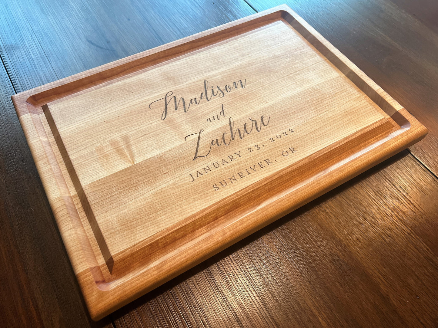 Edge Grain Cutting Board - Classic Cherry and Maple